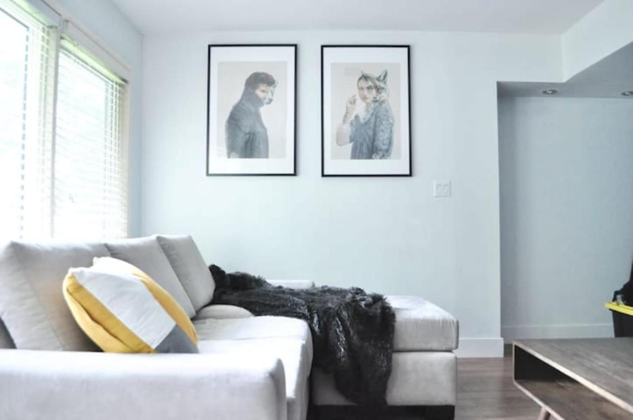 Cozy 1 Bd Suite Centrally Located 北温哥华 外观 照片